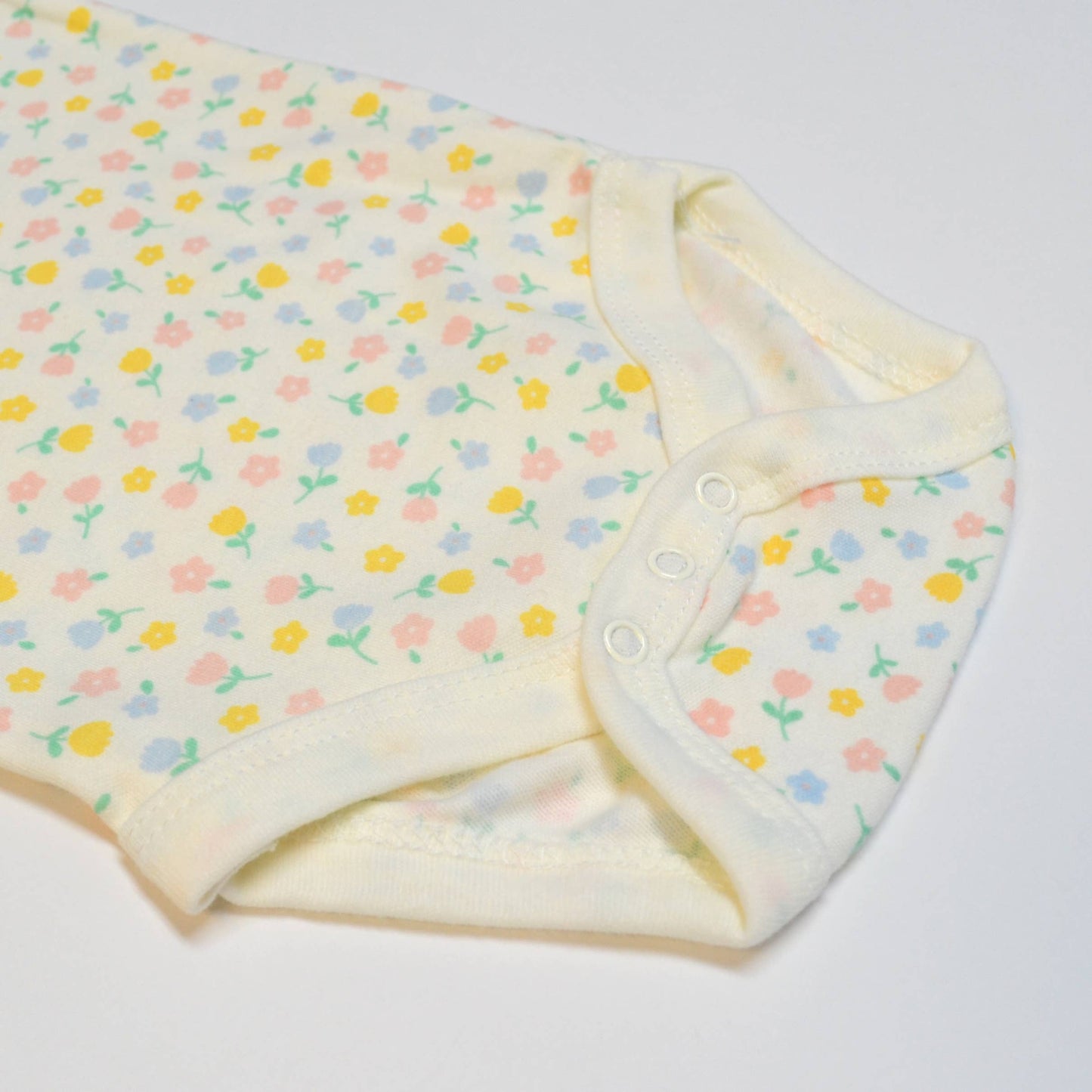 Mommy's Mini Embroidery Onesie Set