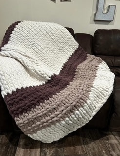 Customized Chunky Knit Blankets