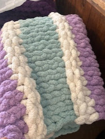 Customized Chunky Knit Blankets